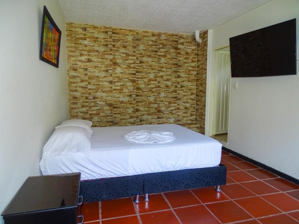 Hotel villa de Rauzan Melgar Esterno foto