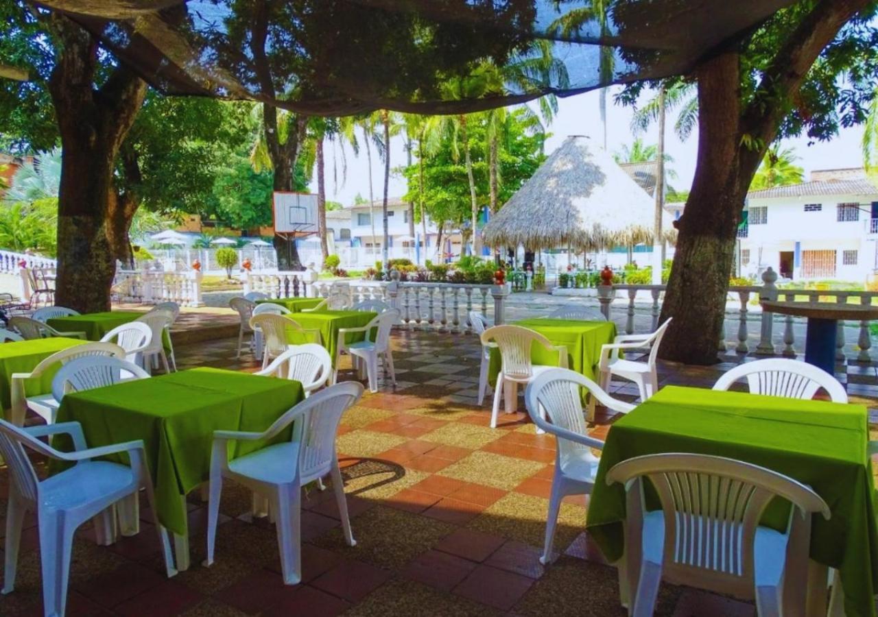 Hotel villa de Rauzan Melgar Esterno foto